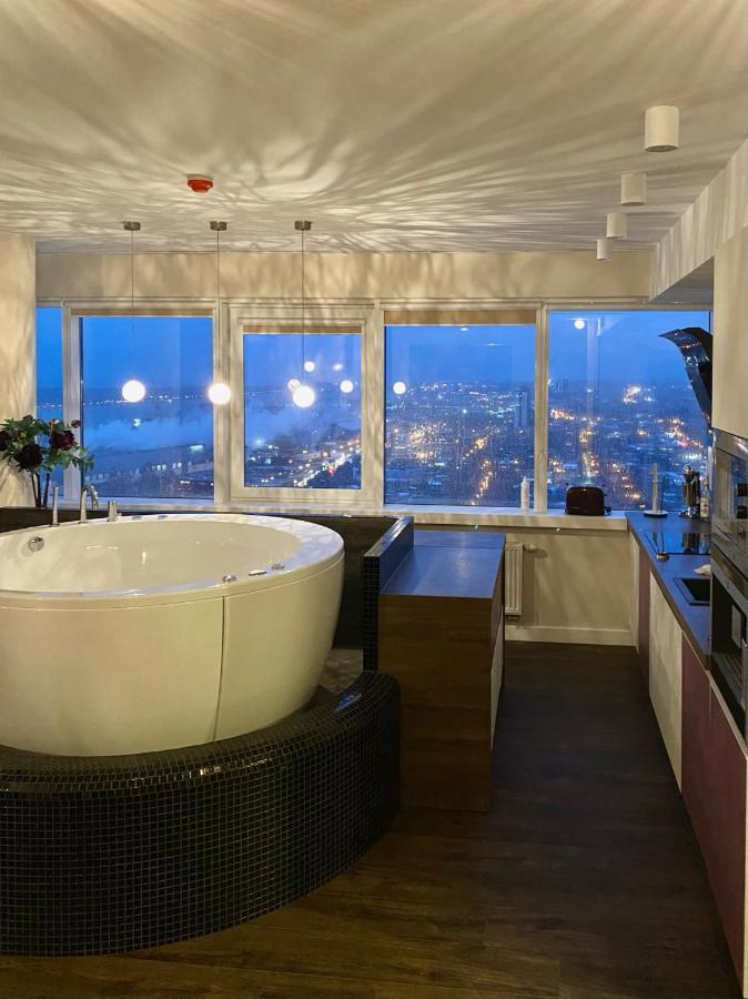 Sky Flat Jacuzzi 27 Floor Leilighet Klaipėda Eksteriør bilde